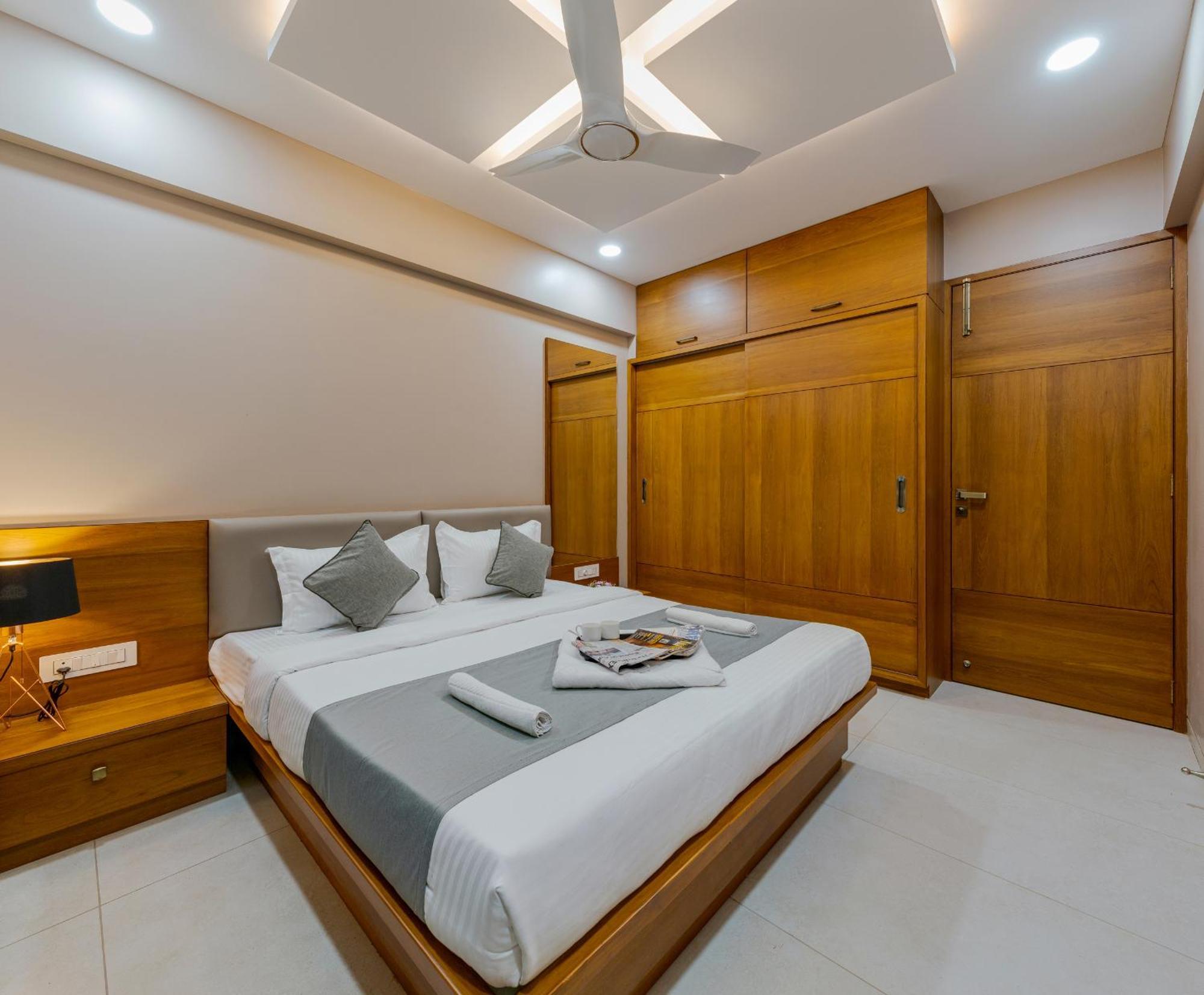 Orchid Avenue Hotel Colhapur Exterior foto
