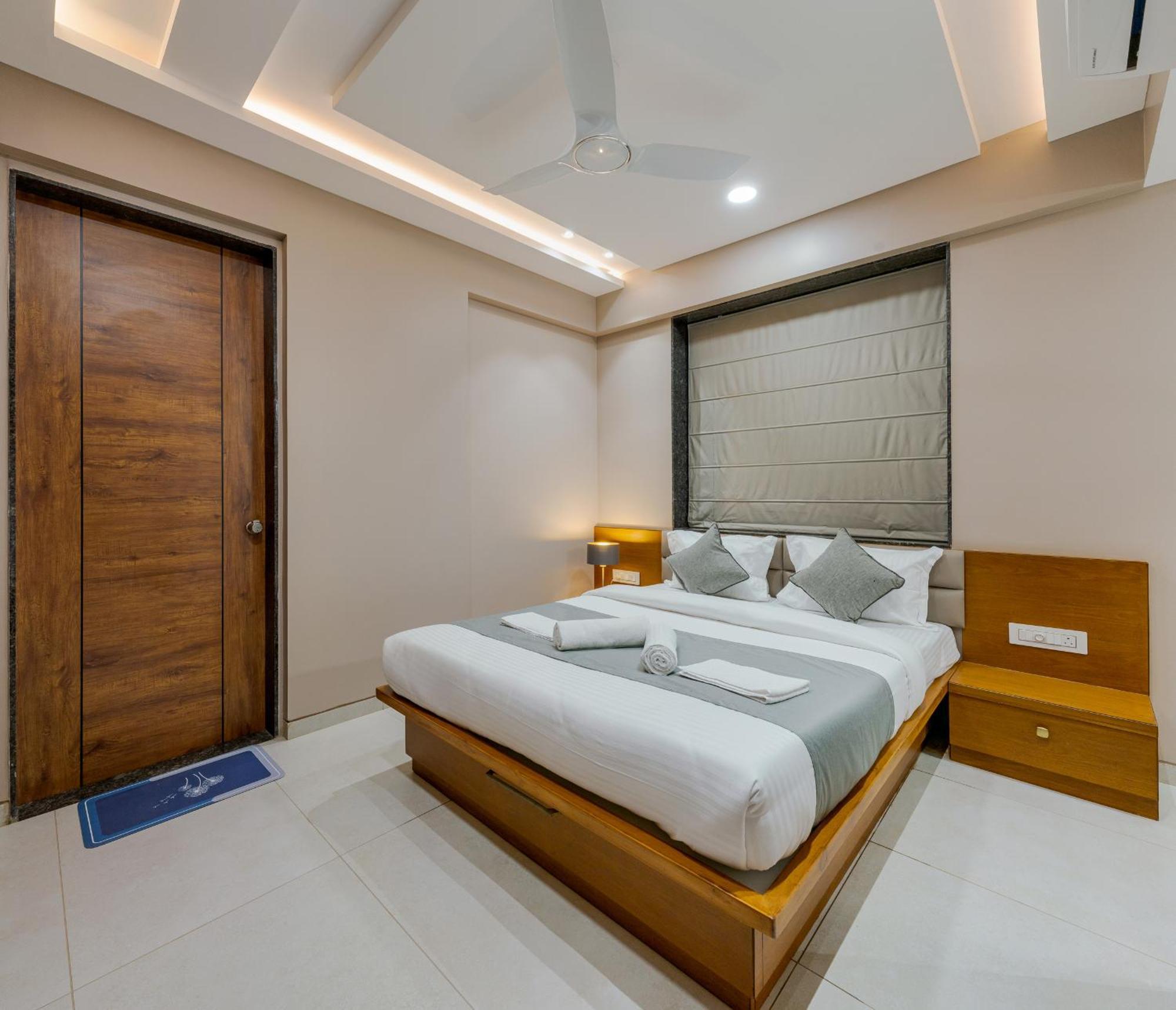 Orchid Avenue Hotel Colhapur Exterior foto
