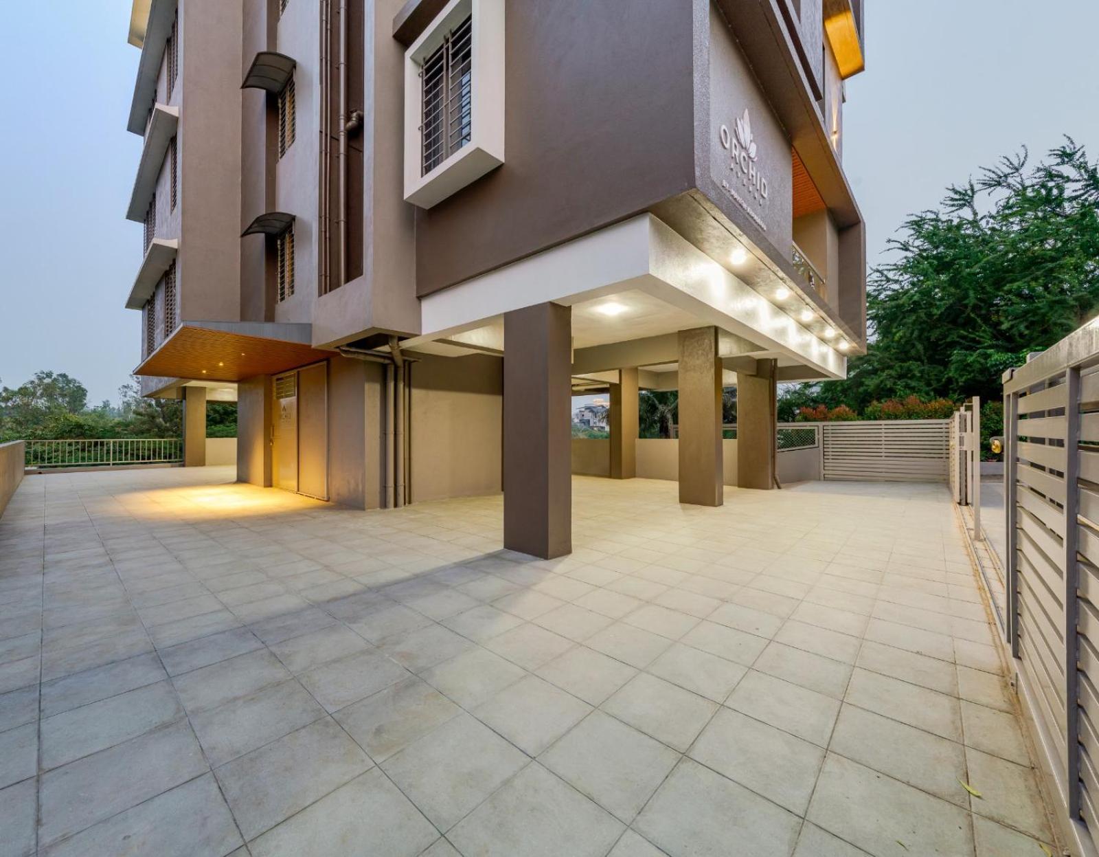 Orchid Avenue Hotel Colhapur Exterior foto